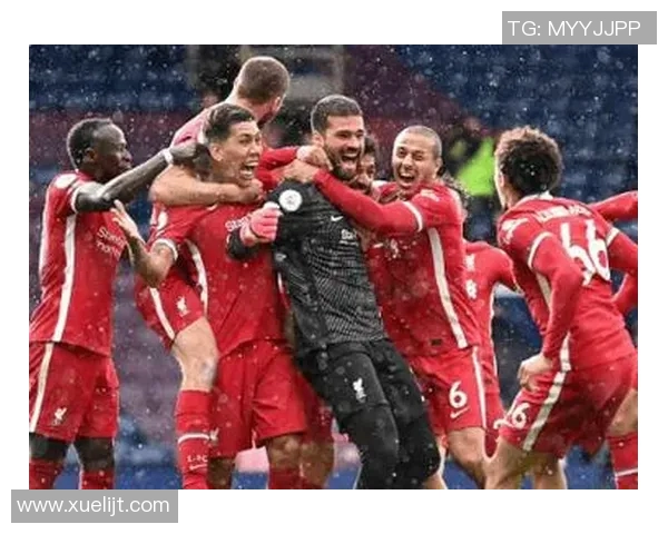 利物浦与阿森纳的对决分析及战术解读全景呈现